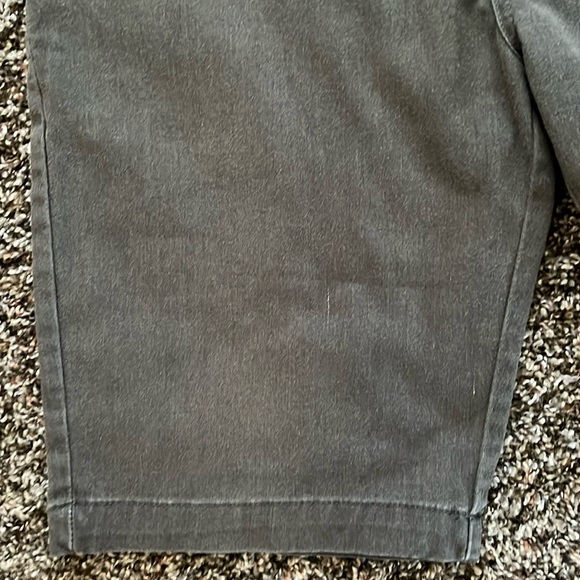 Volcom Corpo Class Gray Shorts with Pockets, Size 32 Skater Activewear Casual - Picture 4 of 13